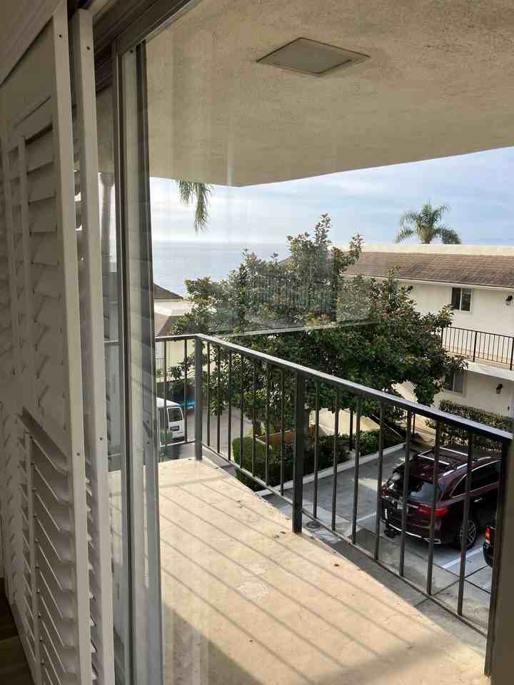 Seacliff Apartments - Photo 5 of 8