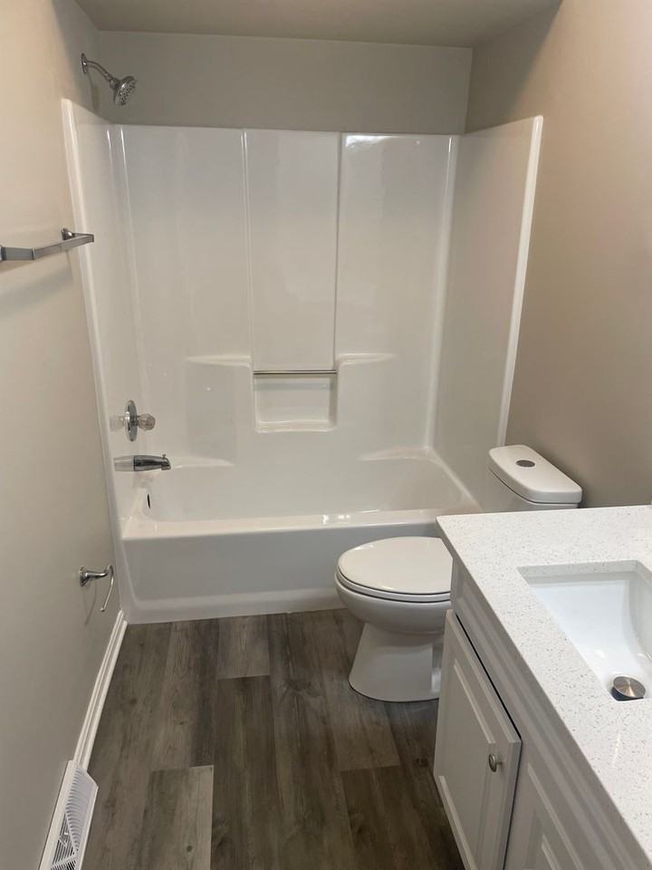 2816 Sand Run Pkwy - Photo 3 of 24