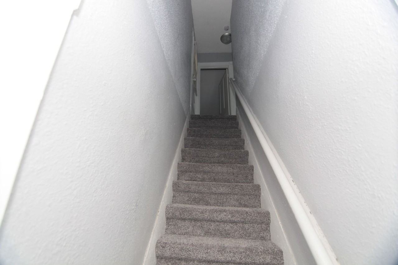 841 18th Avenue A - Photo 3 of 18