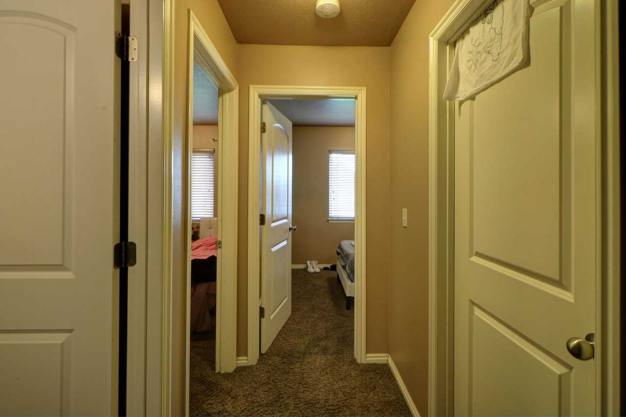 1547 W 700 S - Photo 6 of 13