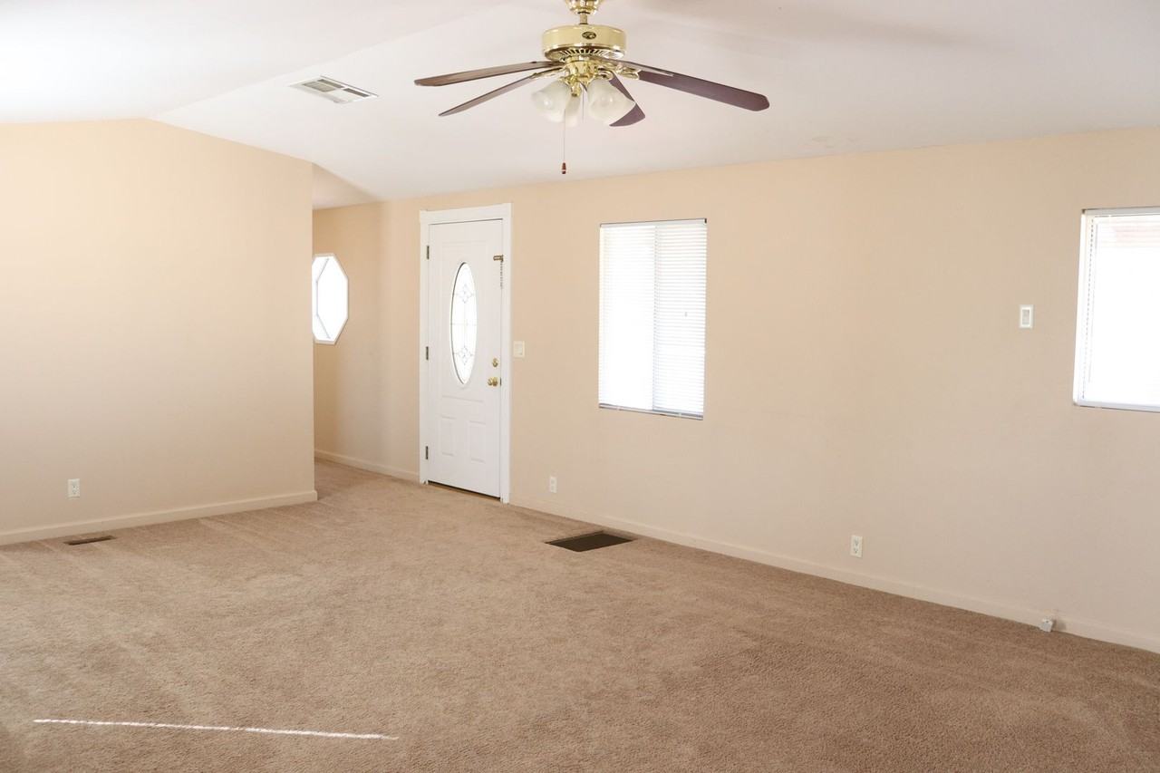 3267 W Thunderbird Trl - Photo 5 of 28