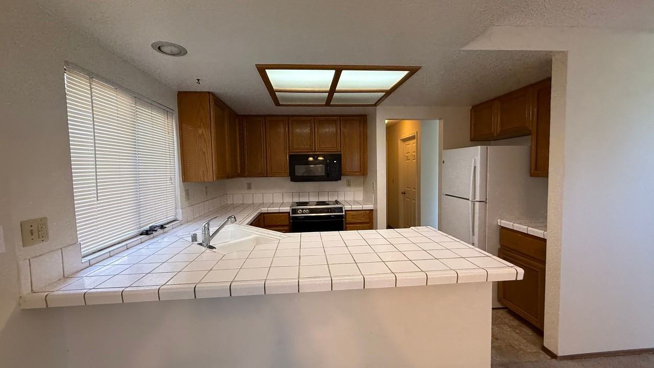 38 Cork Rd - Photo 6 of 25