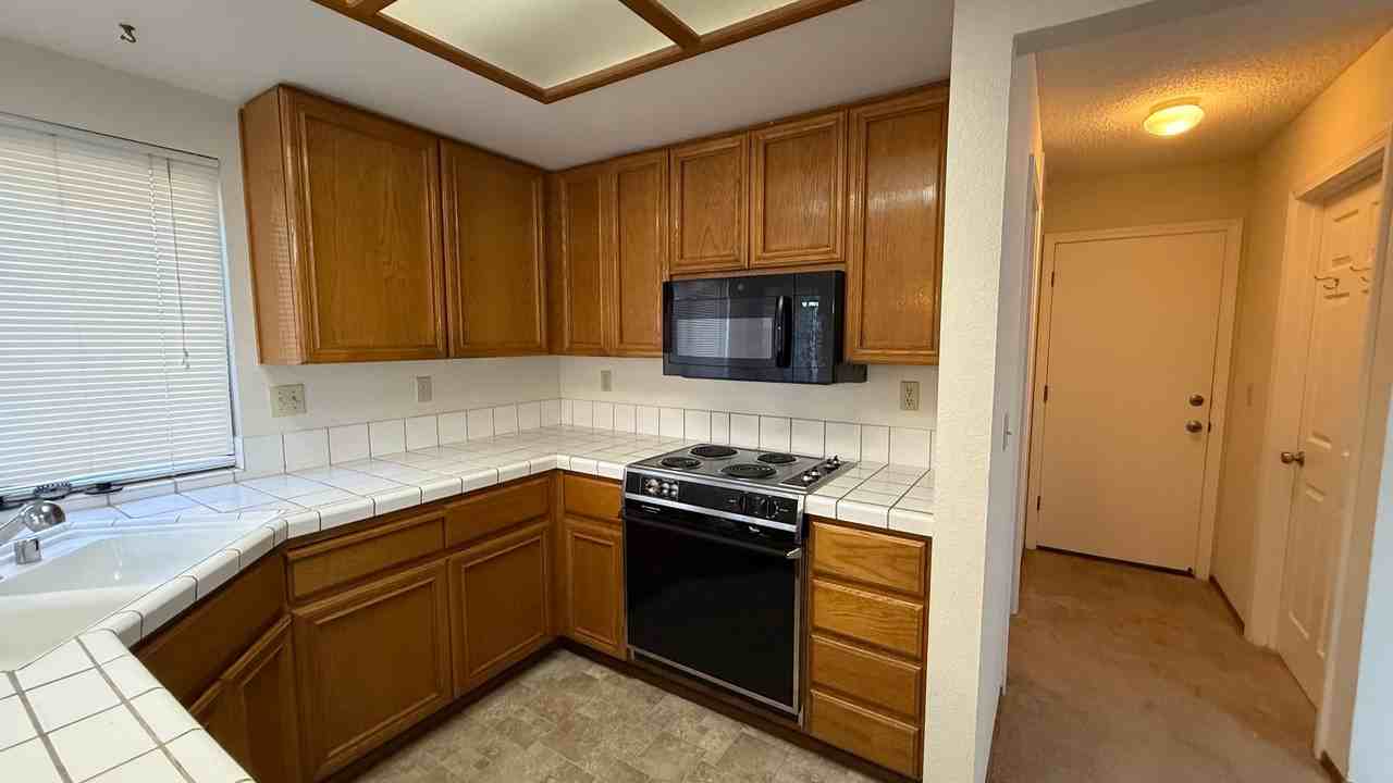 38 Cork Rd - Photo 7 of 25