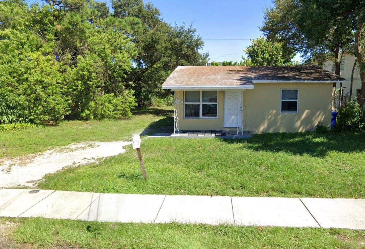 808 Nw 3rd Ave - Photo 2 of 12