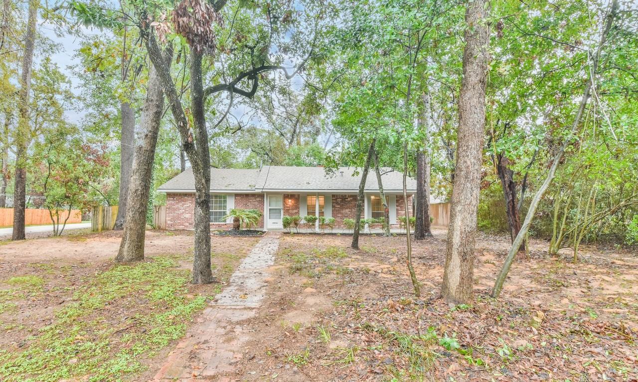 25726 Timber Lakes Dr - Photo 2 of 32