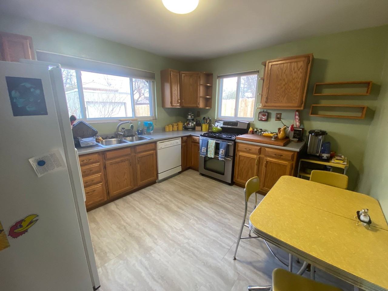 1369 S Garfield St - Photo 7 of 22