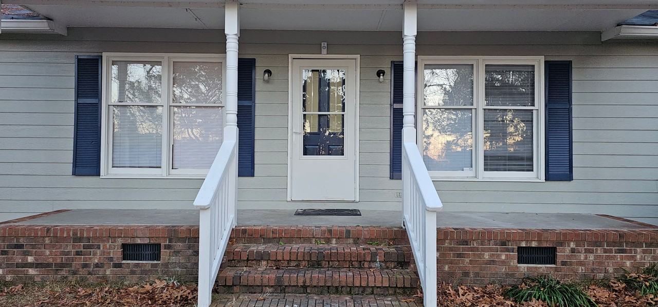 152 Clifton Meadows Ln - Photo 2 of 32
