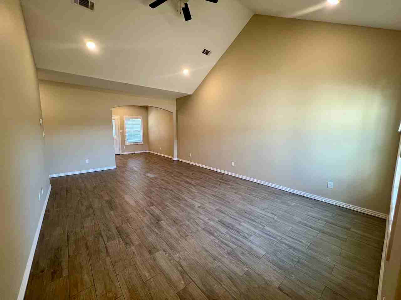 9921 Landry Dr - Photo 2 of 22