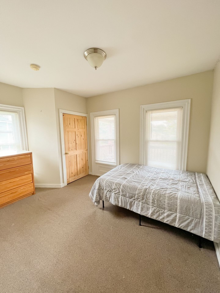 79 Groton - Photo 4 of 6