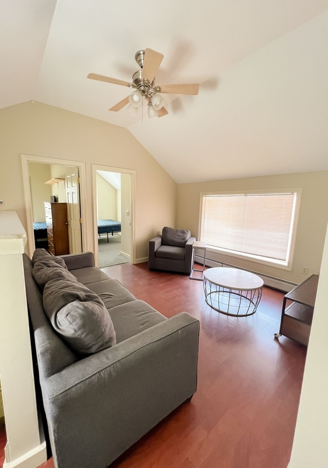 70 Groton - Photo 4 of 22