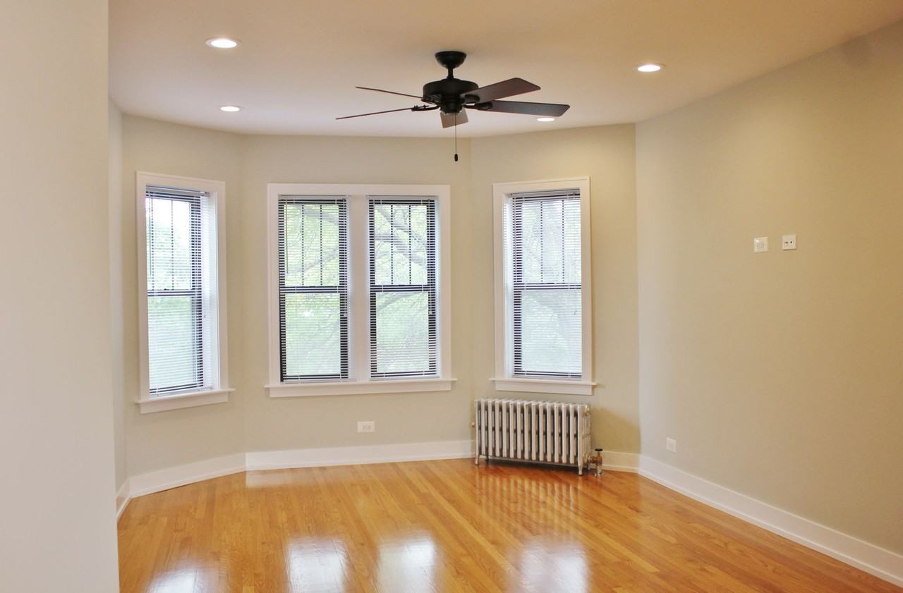 4547-57 N. Leavitt - Photo 7 of 9