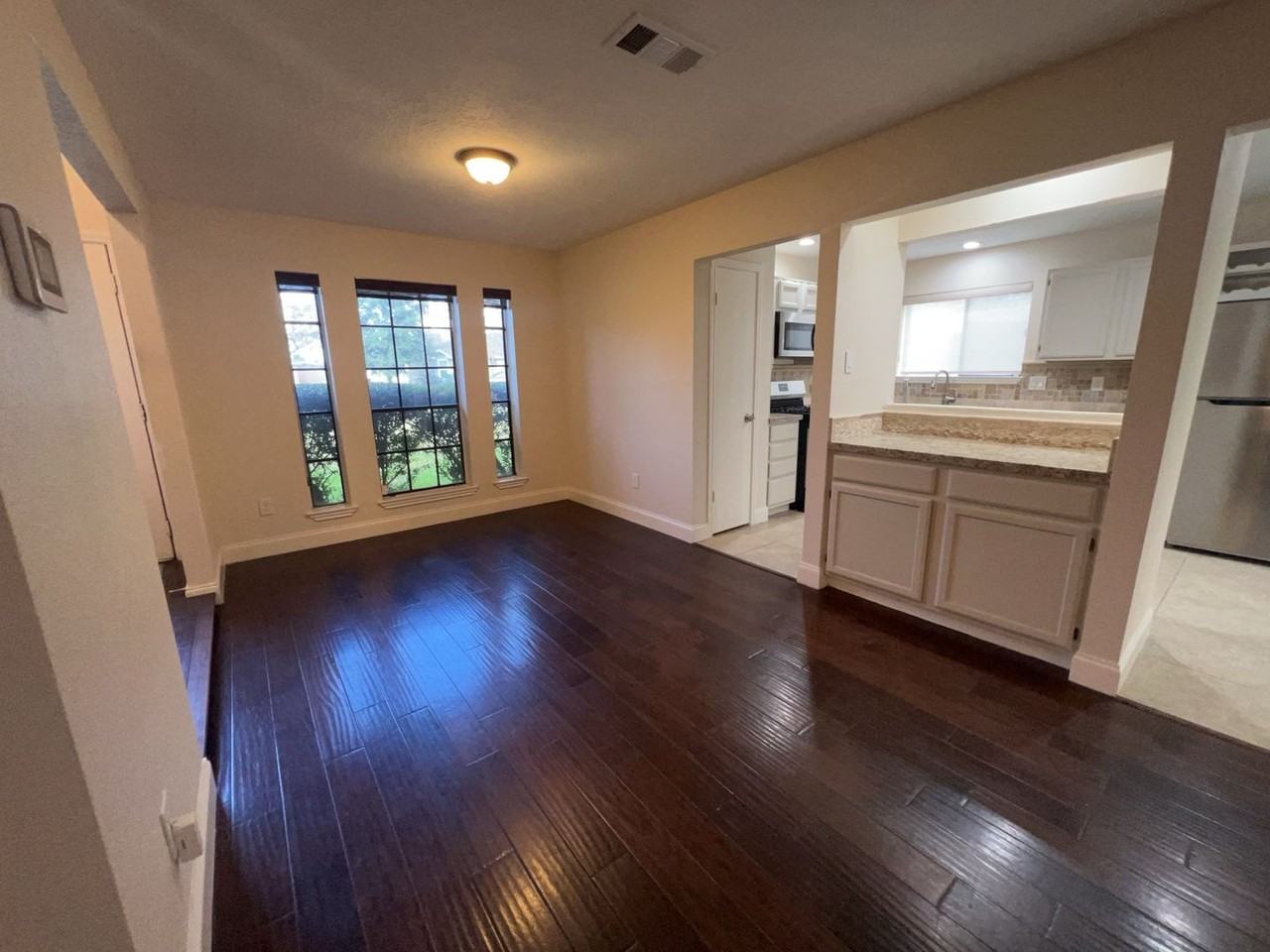 7402 Wood Bluff Blvd - Photo 2 of 25