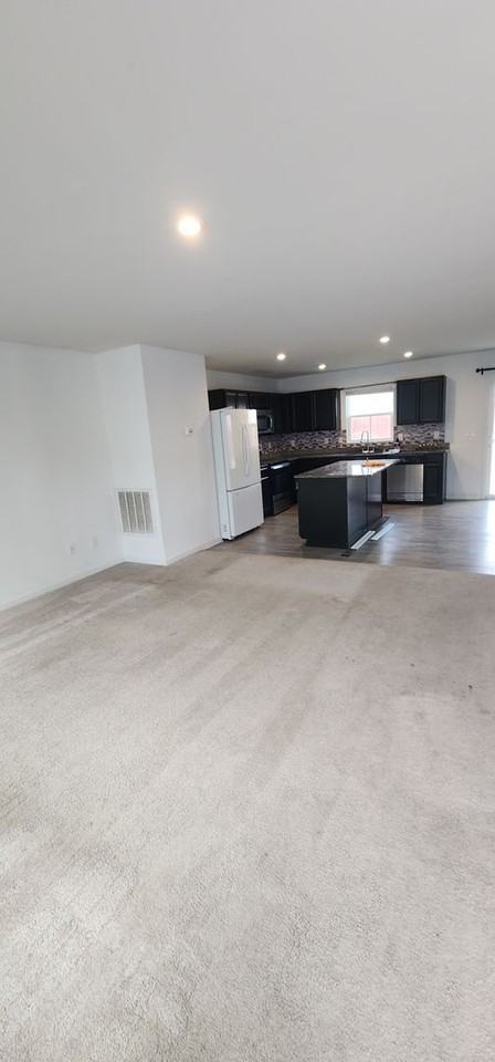 612 Scribes Ln - Photo 2 of 21