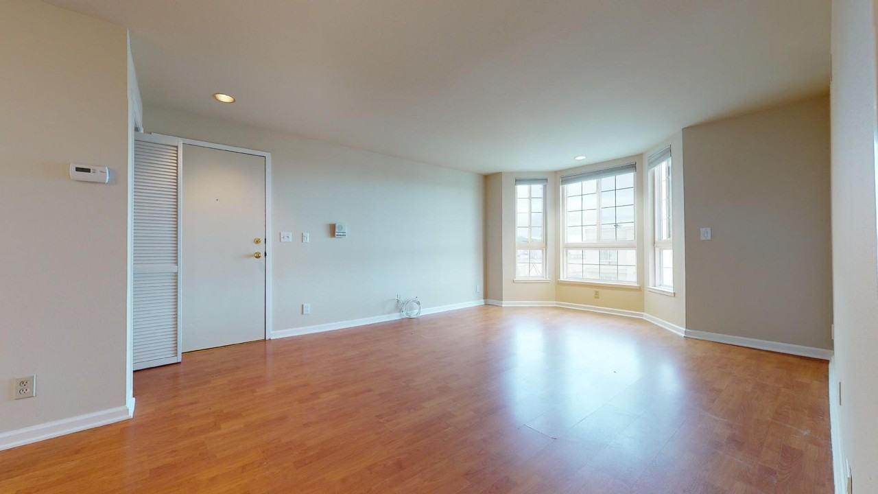 2332 Taraval Street - Photo 2 of 14