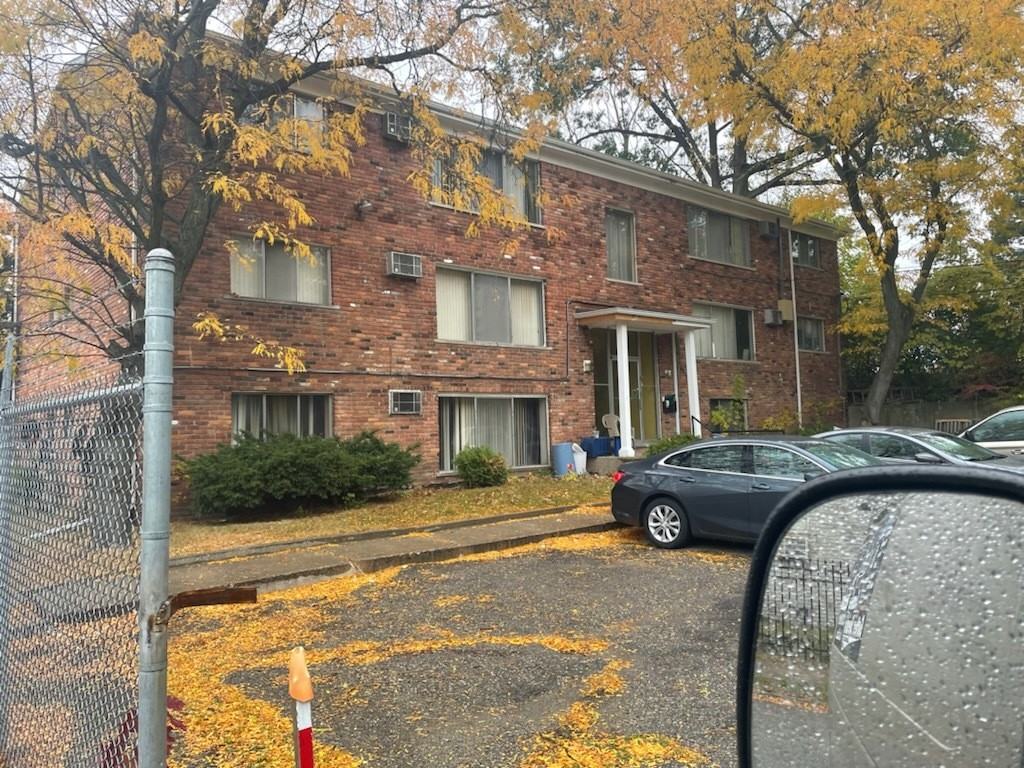 18450 Lahser Road - Photo 6 of 18