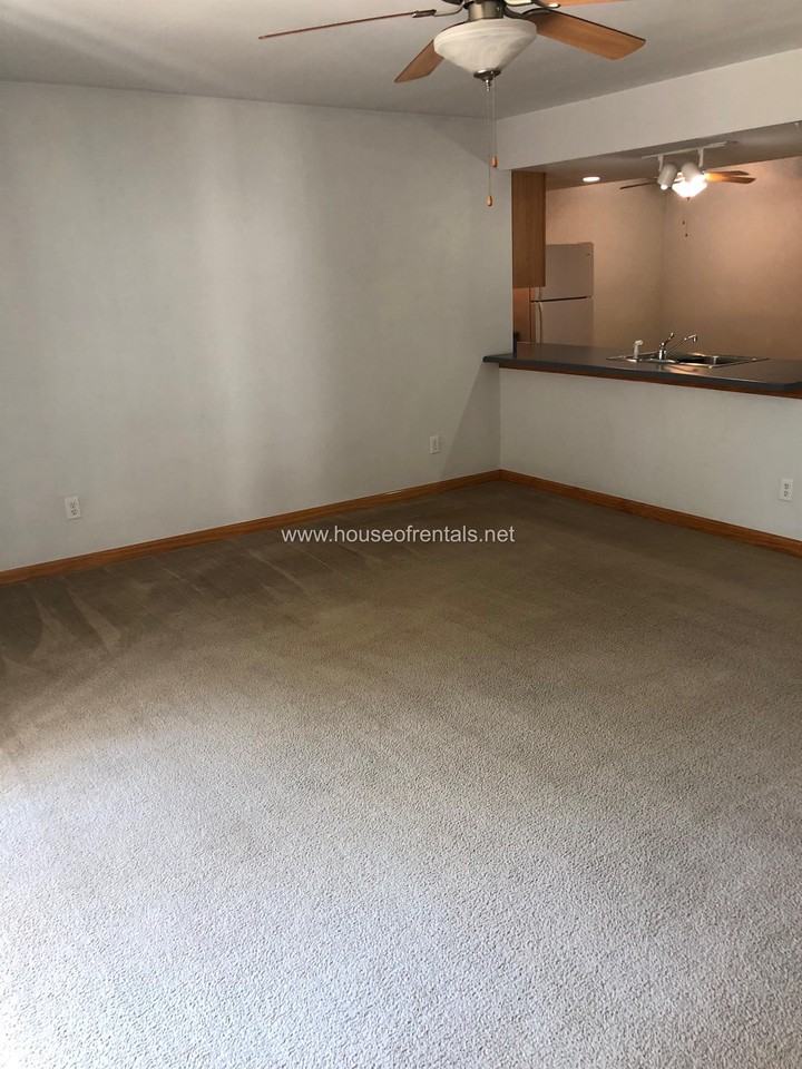 812 Crain Street - Photo 5 of 9