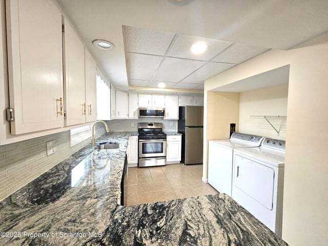 307 Smith Street - Photo 3 of 15