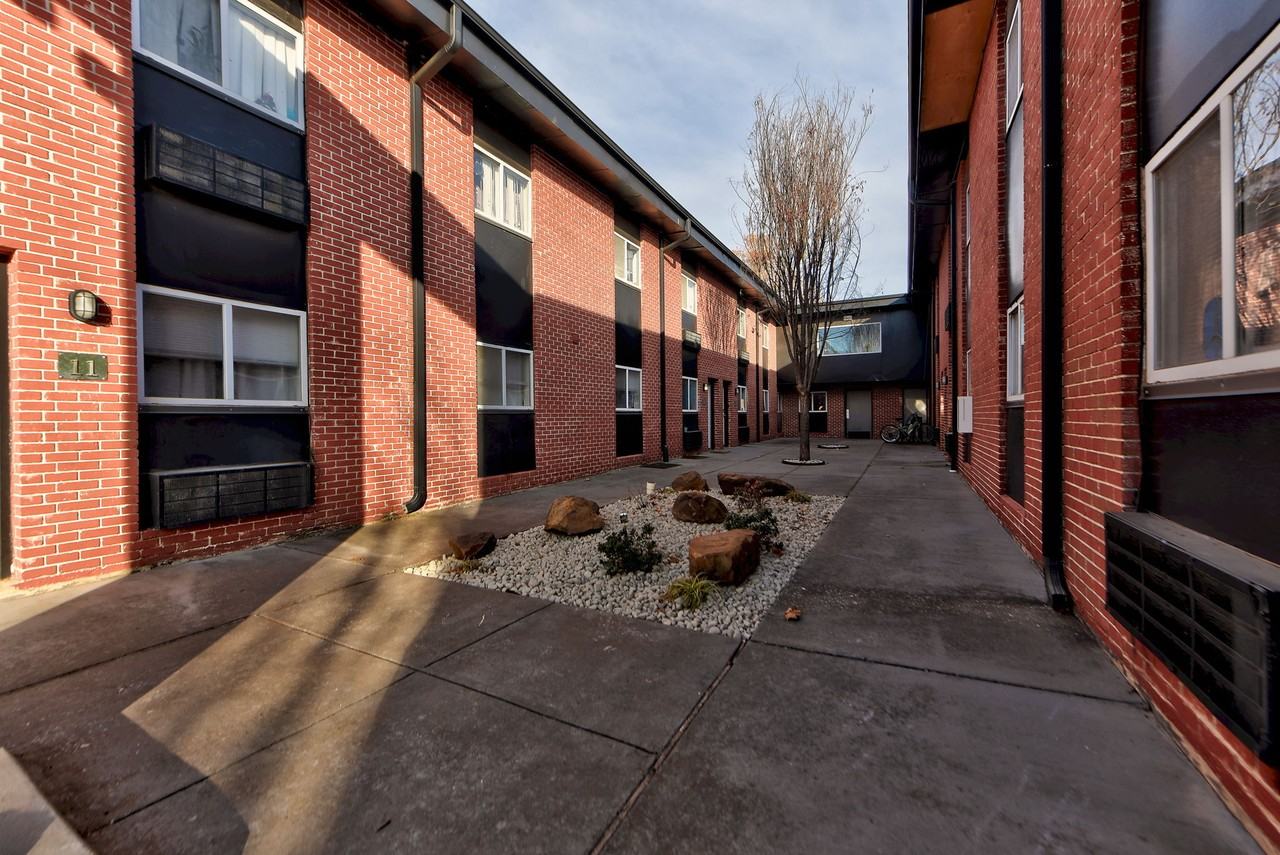 1325 West Lindsey Street - Photo 4 of 26