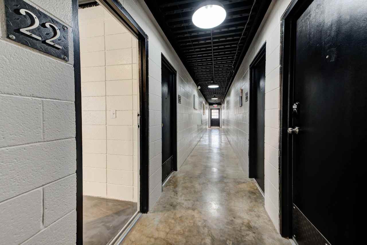 1325 West Lindsey Street - Photo 7 of 26