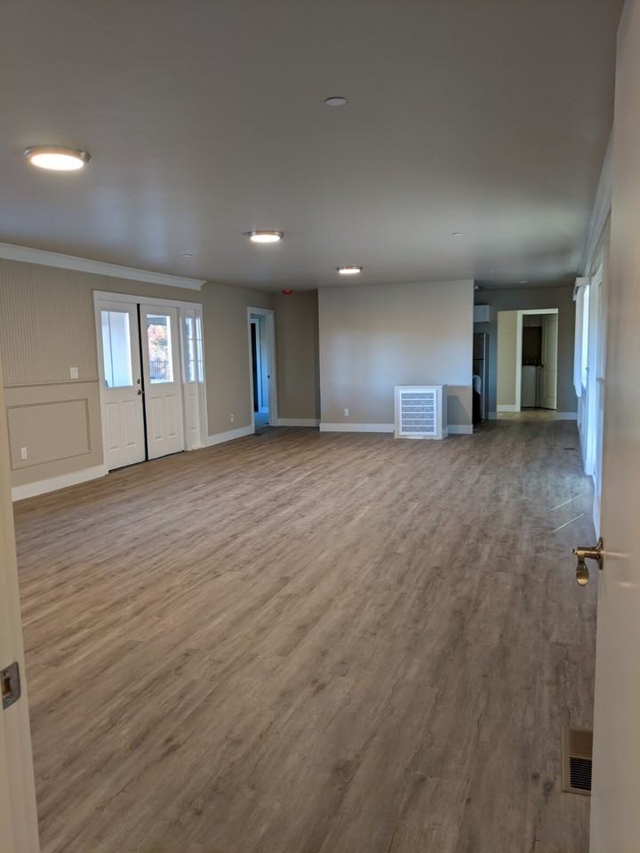 Headquarter Place - Photo 2 of 22