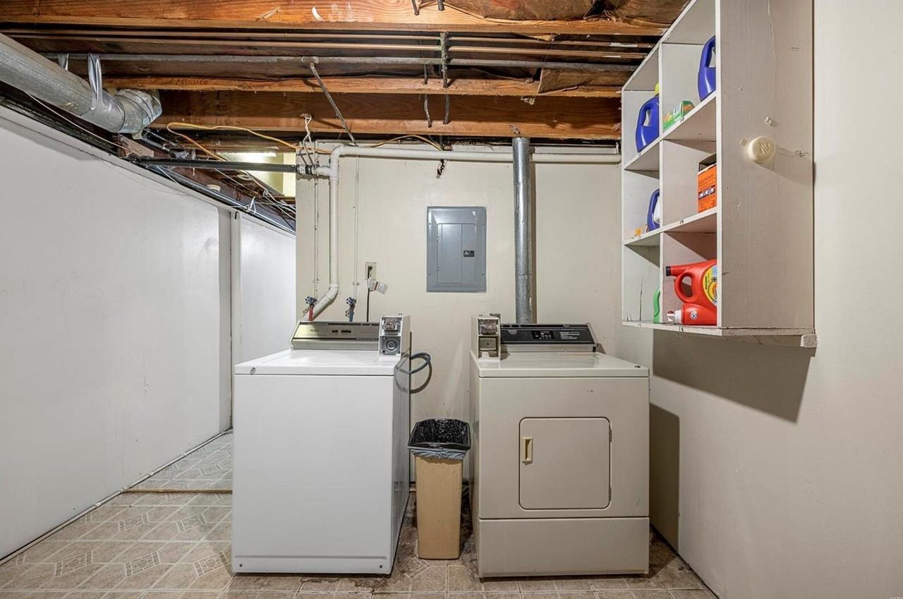 Building 2 E. Rock Creek Road - Photo 3 of 9