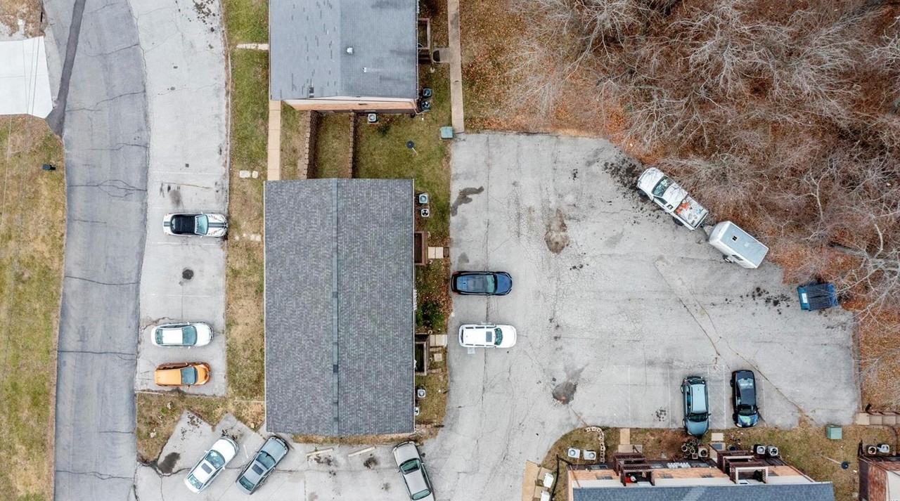 Building 2 E. Rock Creek Road - Photo 7 of 9