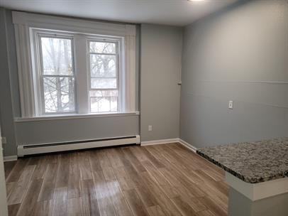 10 Green Street - Photo 6 of 10