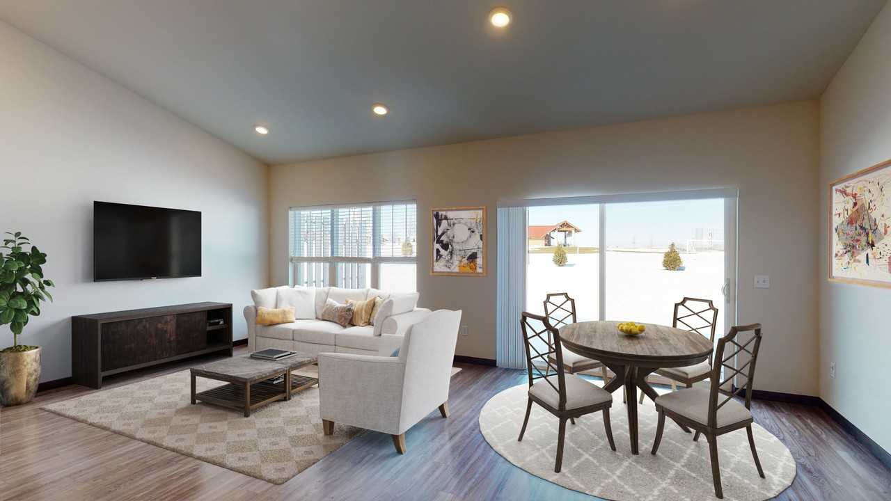 1916 Tyrol Terrace - Photo 3 of 7