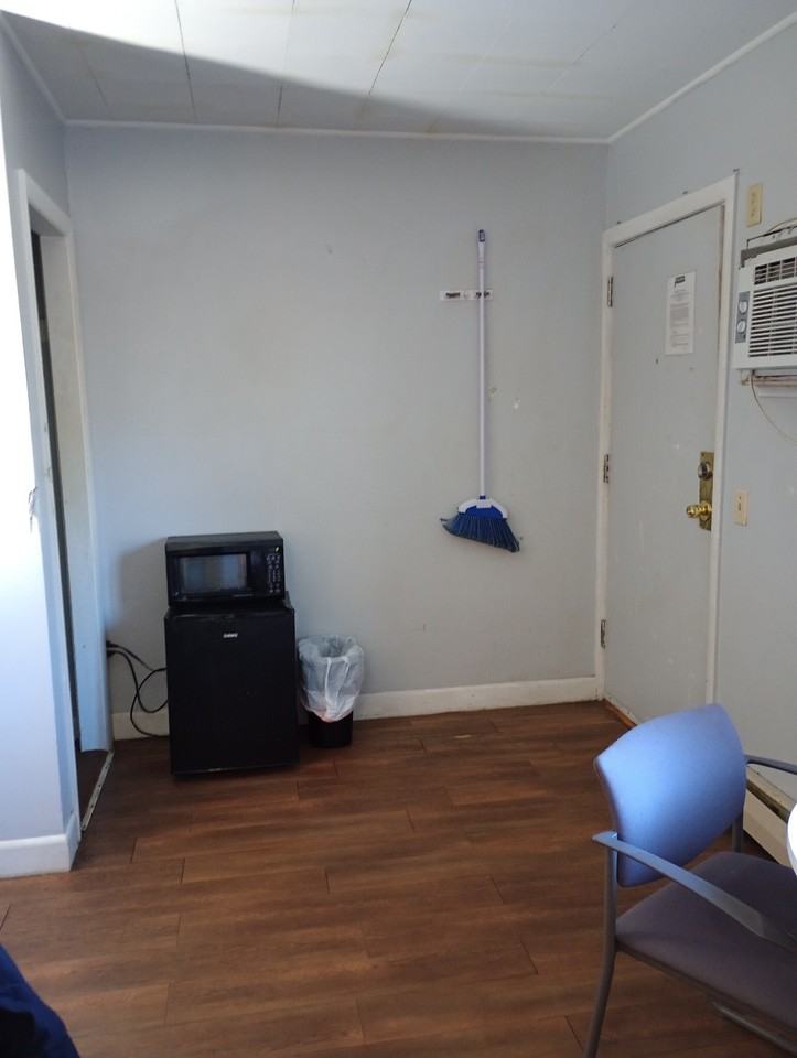 1385 Us Route 202 - Photo 3 of 18