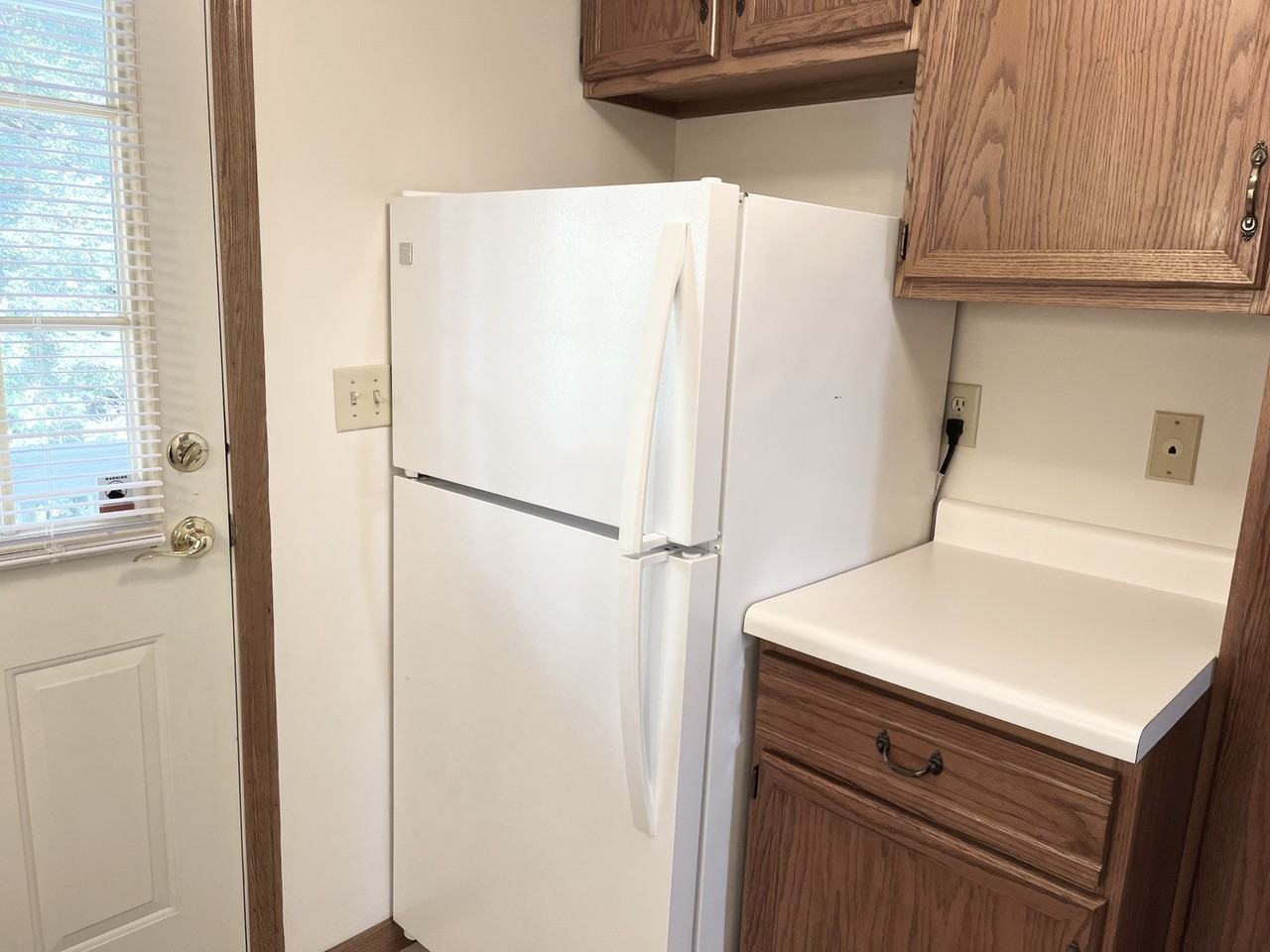 400 W. Cook St. - Photo 7 of 7