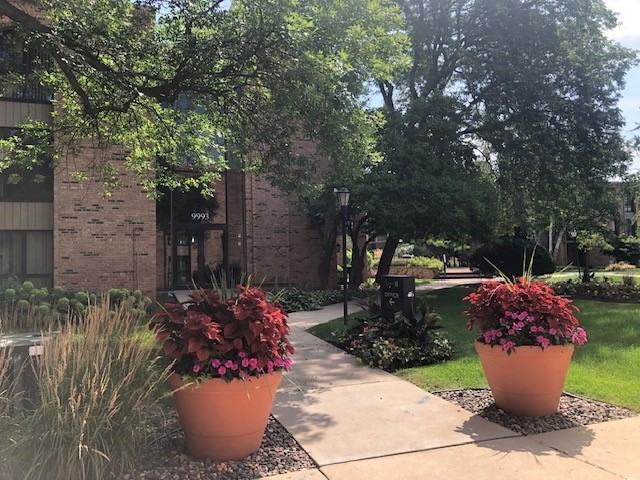 Serafino Square Apartments - Photo 3 of 34