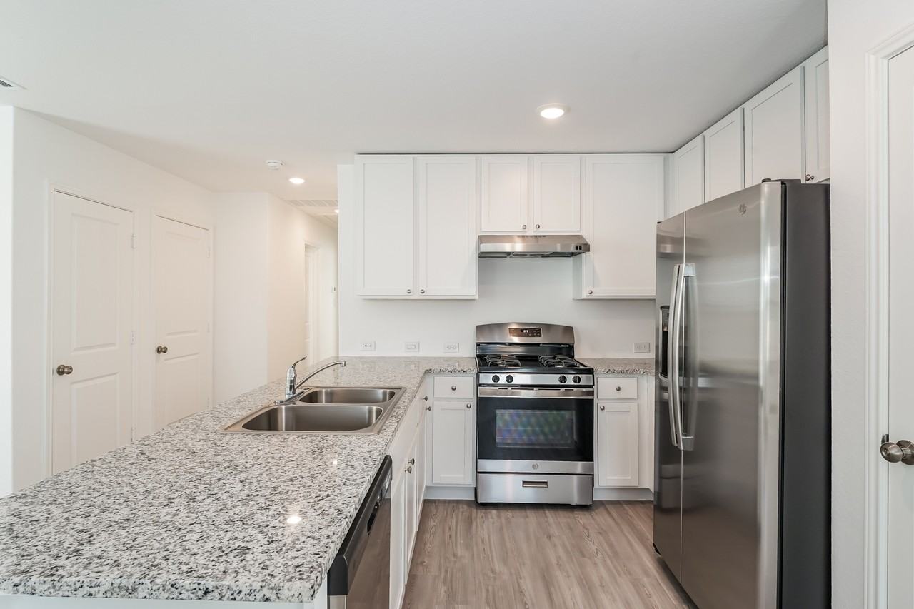 8148 8148 Nube Medina - Photo 6 of 13