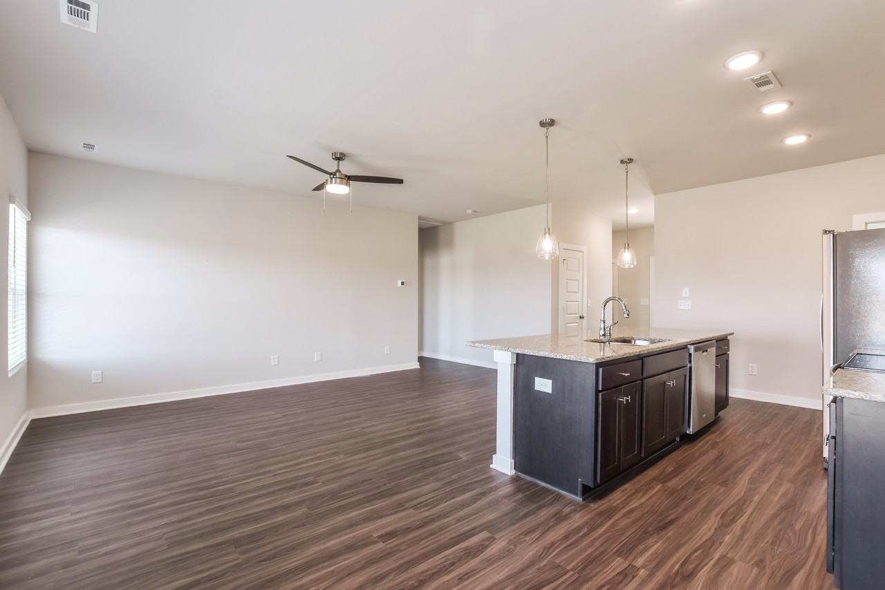 26256 Beech Grove Ln - Photo 6 of 24