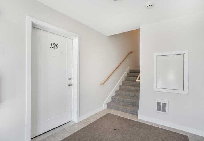 37 Mill Commons Dr #129 - Photo 4 of 18