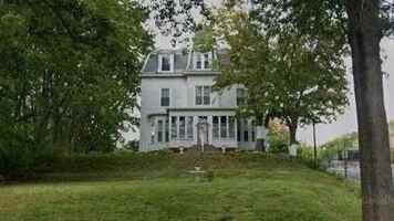 featured image of 295 Brown St #211