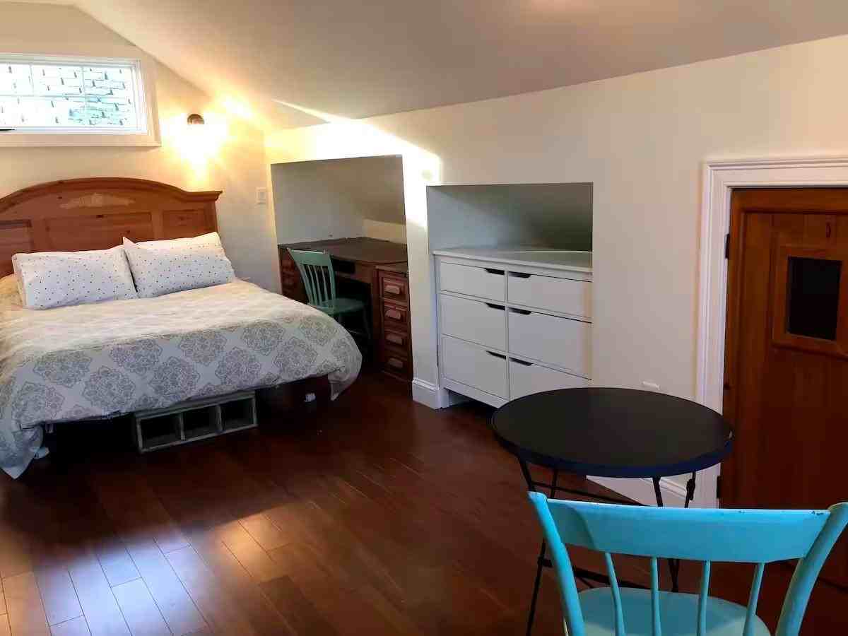 4 Tea St - Photo 3 of 7