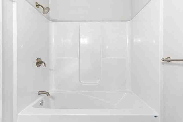 33 Creeks Edge Dr - Photo 2 of 11