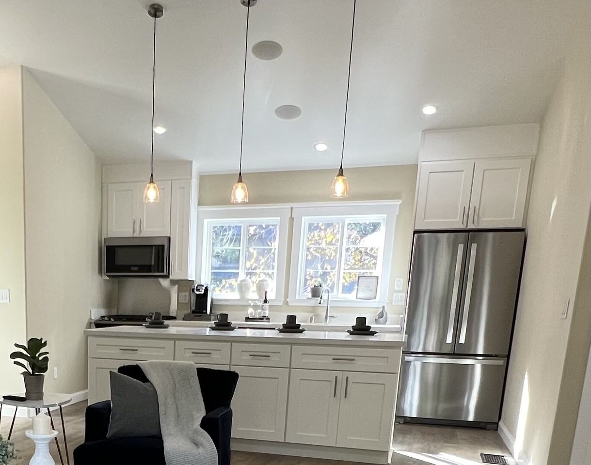 10 Roxbury Ct #A - Photo 3 of 13