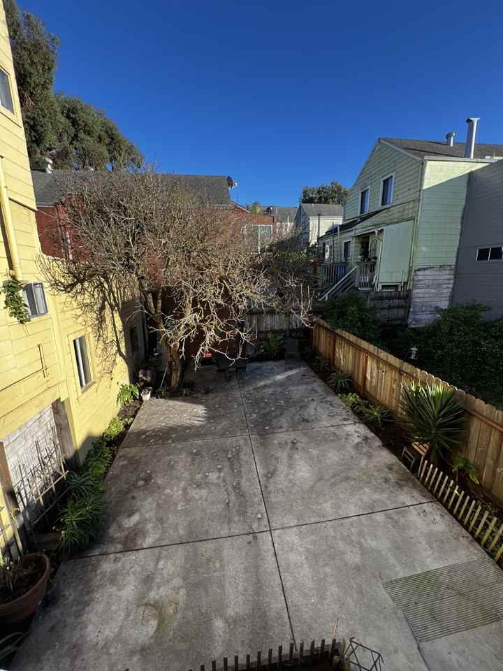 Mission St - Photo 2 of 17