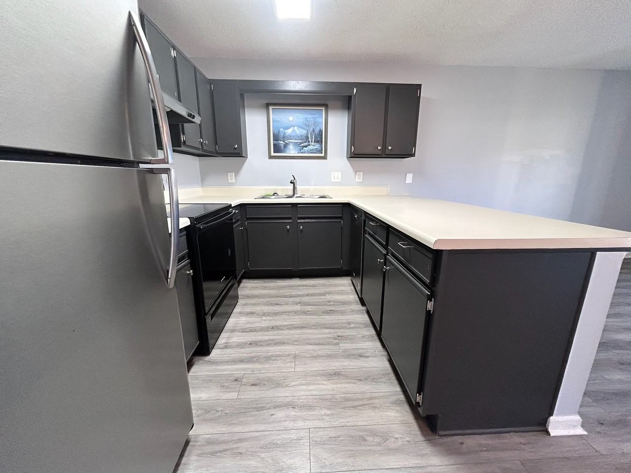 510 Fairwood Lakes Dr #15F - Photo 2 of 50