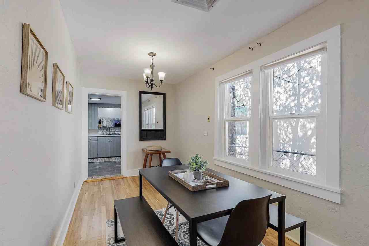2124 Eton Ave Se #NA - Photo 3 of 8