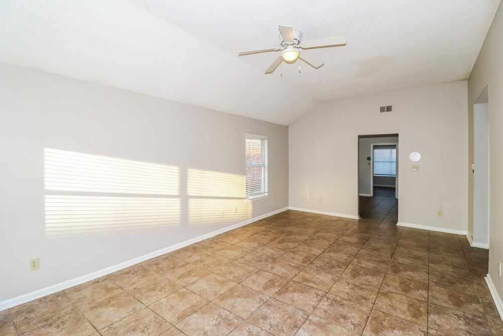 5980 W Wagon Hill Rd - Photo 5 of 16