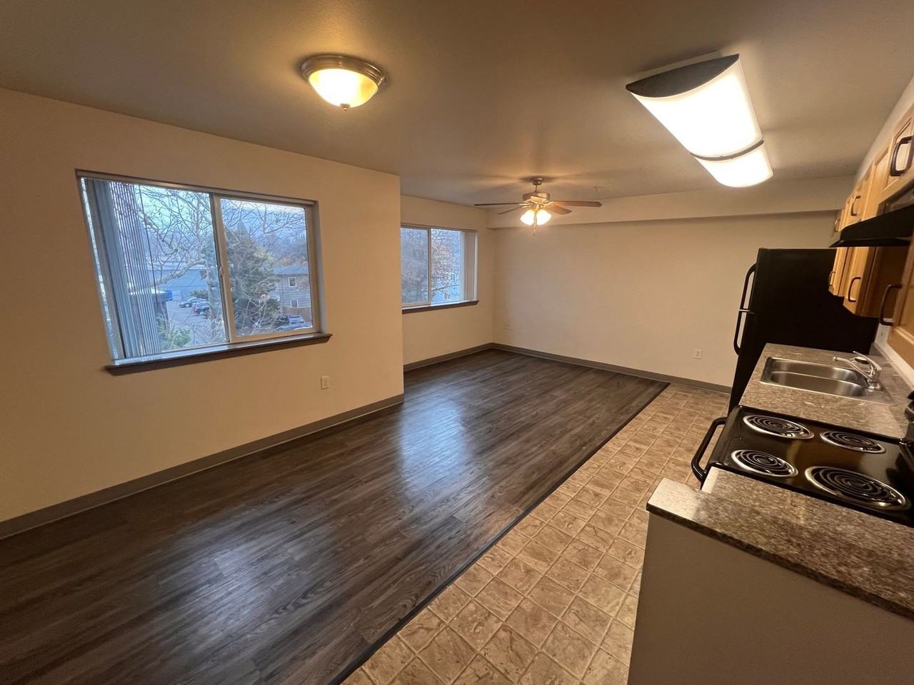 Trinit - Photo 4 of 24