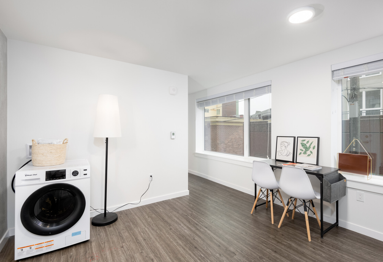 Montclair Apartment is now Leasing! - Photo 7 of 31