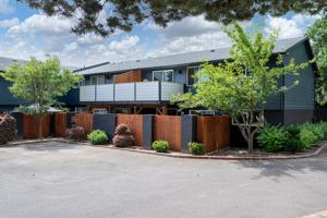 featured image of 755 Se Hogan Rd