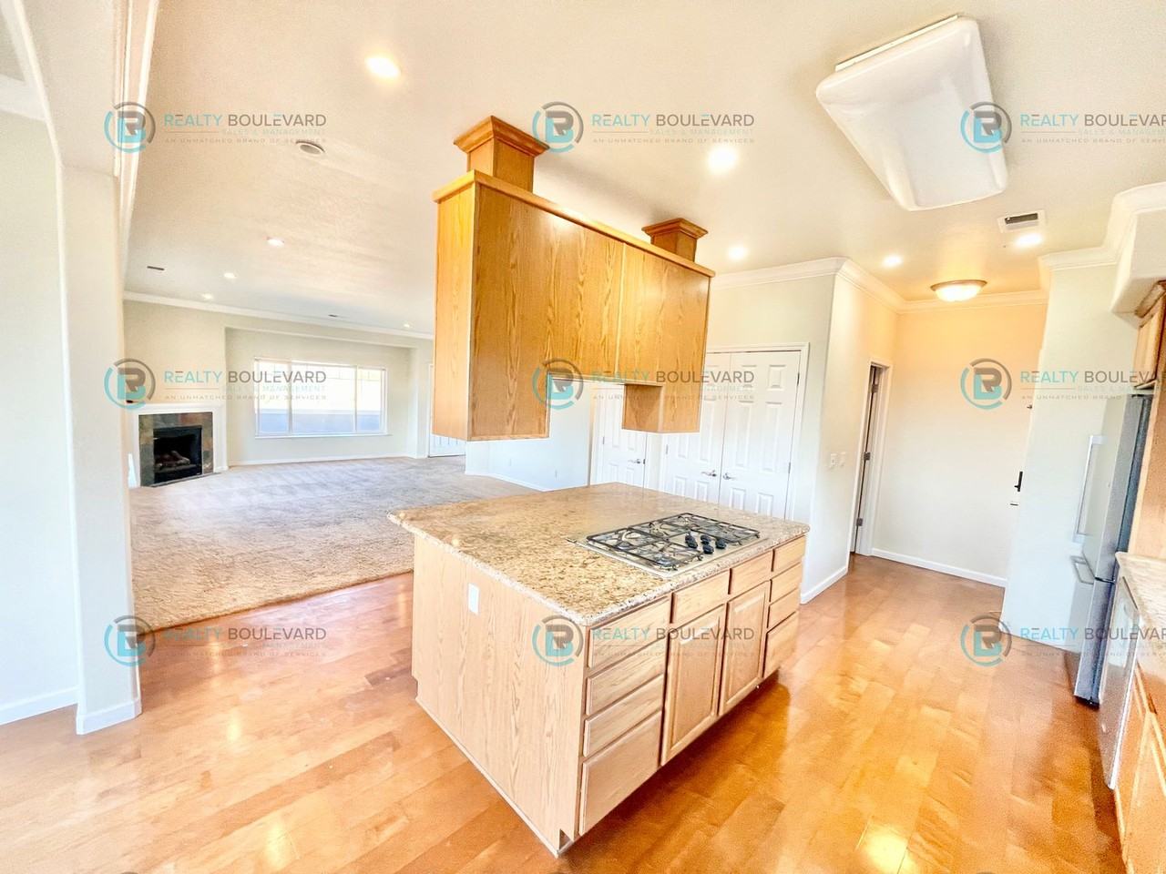 4007 Anthony James Ct - Photo 7 of 24