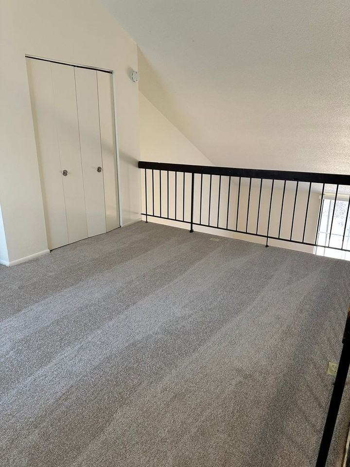 Perfect for those looking for cozy space! - Photo 6 of 17