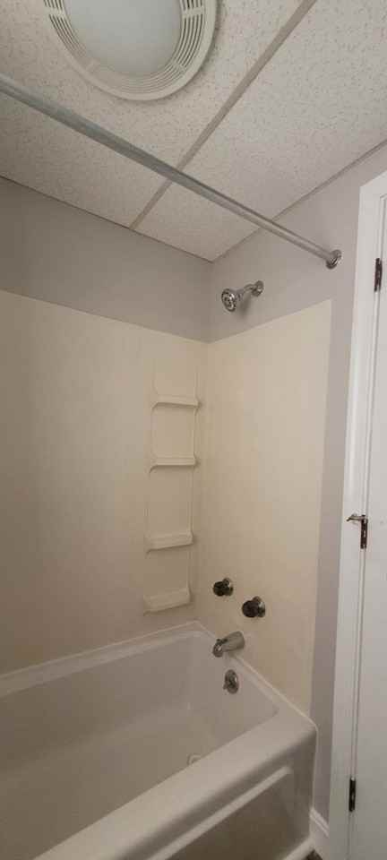 251 Perry St - Photo 6 of 13