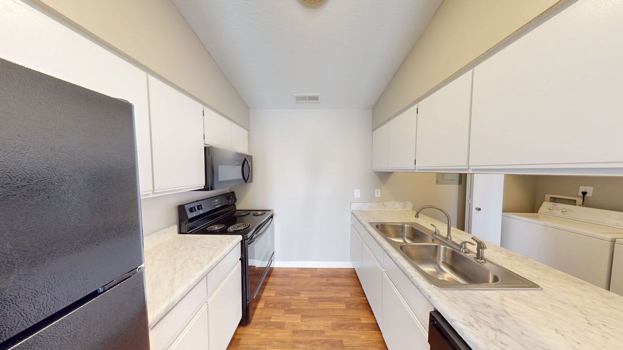 Elston Point - Photo 6 of 50