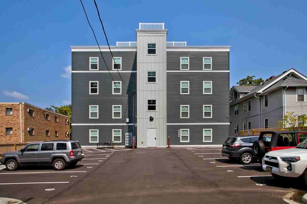 West Grand Avenue Apartments - Photo 2 of 8